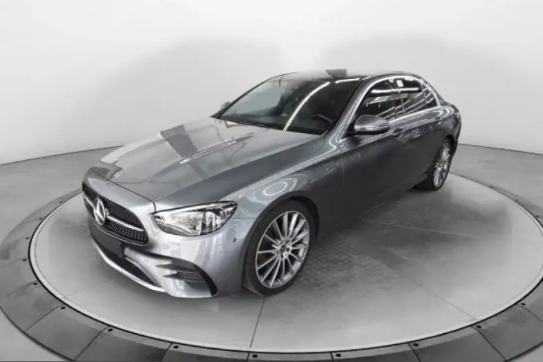 Mercedes-Benz E 220 (Clasa E) din 2021 cu 60.000 km - oferta MER254433 - foto 1