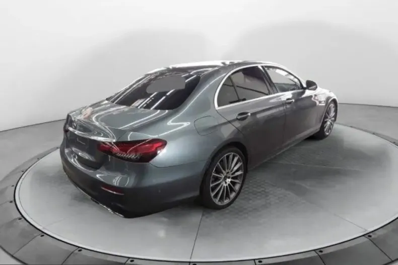 Mercedes-Benz E 220 (Clasa E) din 2021 cu 60.000 km - oferta MER254433 - foto 3