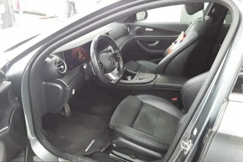 Mercedes-Benz E 220 (Clasa E) din 2021 cu 60.000 km - oferta MER254433 - foto 5