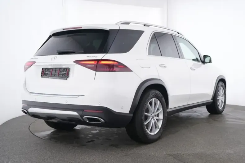 Mercedes-Benz GLE 350 (Clasa GLE) din 2025 cu 43.496 km - oferta MER254436 - foto 2