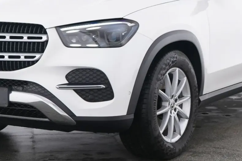 Mercedes-Benz GLE 350 (Clasa GLE) din 2025 cu 43.496 km - oferta MER254436 - foto 3