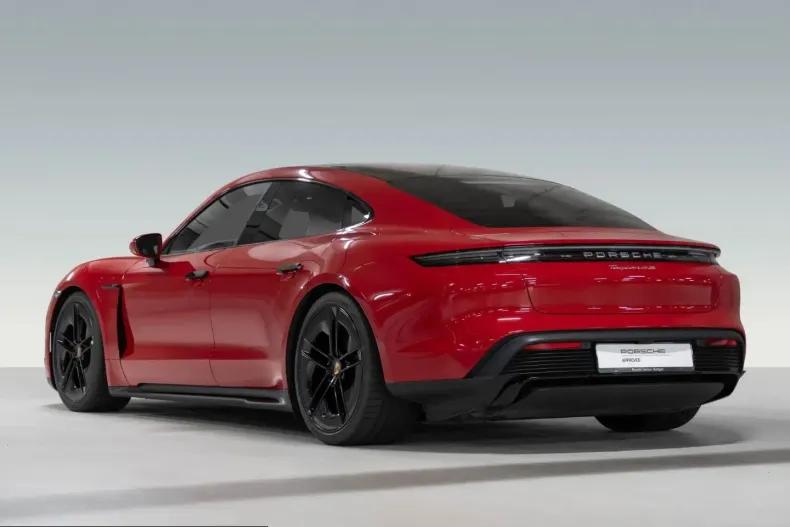 Porsche Taycan din 2024 cu 8.400 km - oferta POR254438 - foto 3