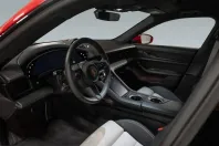 Porsche Taycan din 2024 cu 8.400 km - oferta POR254438 - foto 4