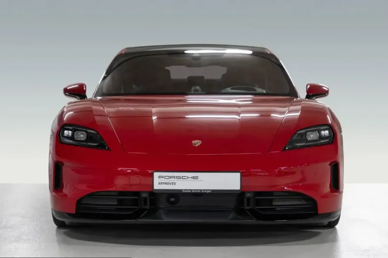 Porsche Taycan din 2024 cu 8.400 km - oferta POR254438 - foto 8