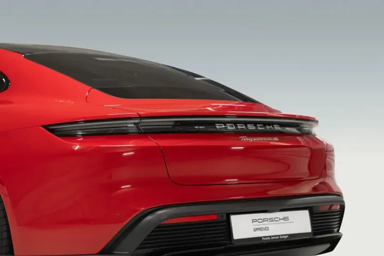 Porsche Taycan din 2024 cu 8.400 km - oferta POR254438 - foto 12