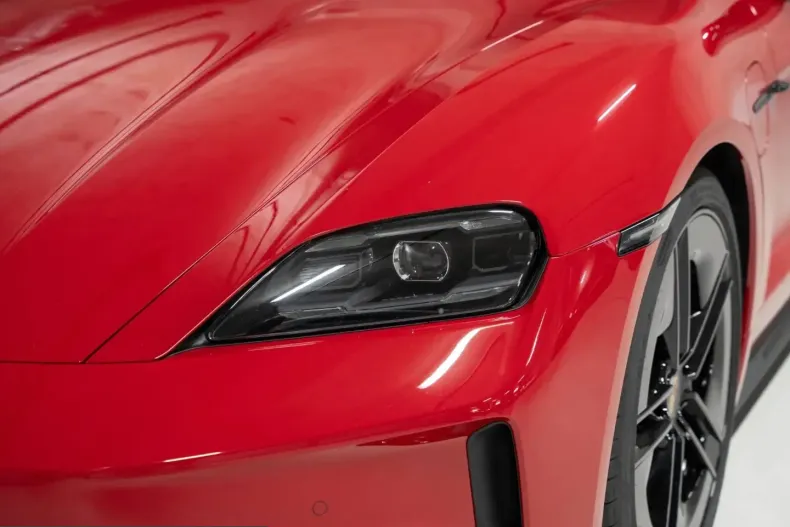 Porsche Taycan din 2024 cu 8.400 km - oferta POR254438 - foto 14