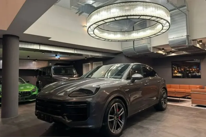 Porsche Cayenne din 2024 cu 34.000 km - oferta POR254448 - foto 2