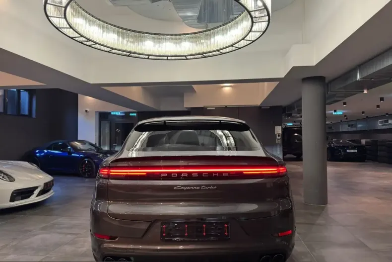 Porsche Cayenne din 2024 cu 34.000 km - oferta POR254448 - foto 5