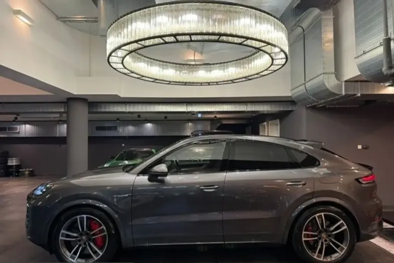 Porsche Cayenne din 2024 cu 34.000 km - oferta POR254448 - foto 7