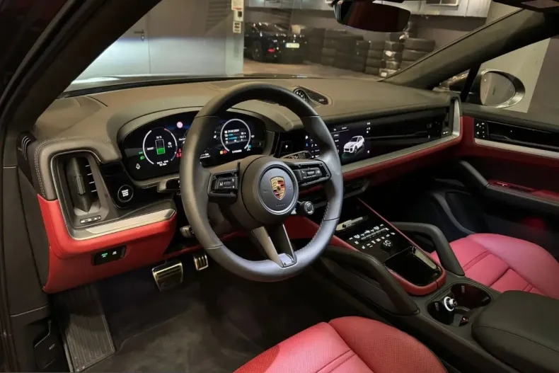Porsche Cayenne din 2024 cu 34.000 km - oferta POR254448 - foto 12