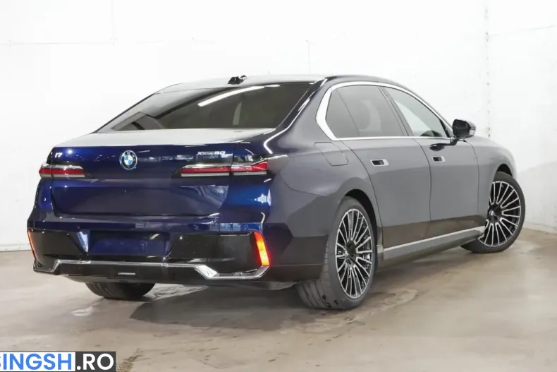BMW i7 (Seria 7) din 2025 cu 3.052 km - oferta BMW254451 - foto 4