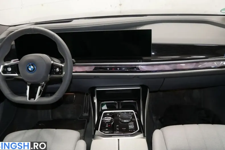 BMW i7 (Seria 7) din 2025 cu 3.052 km - oferta BMW254451 - foto 7