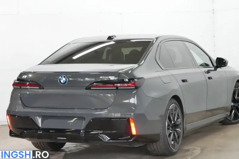 BMW i7 (Seria 7) din 2025 cu 3.475 km - oferta BMW254452 - foto 4