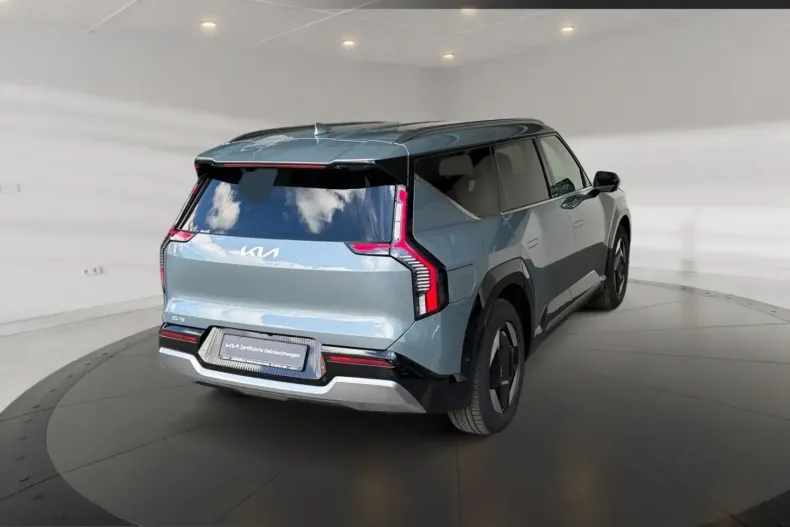 Kia EV9 din 2024 cu 18.880 km - oferta KIA254459 - foto 5