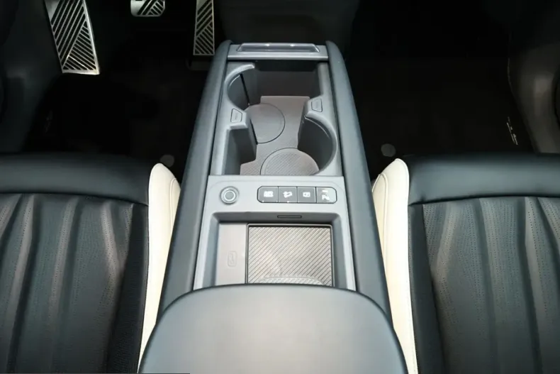 Kia EV9 din 2024 cu 59.929 km - oferta KIA254460 - foto 13