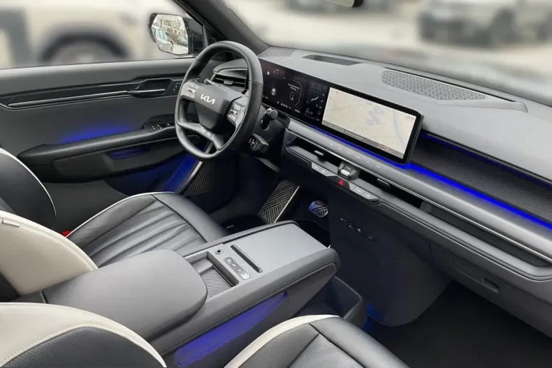 Kia EV9 din 2024 cu 65.240 km - oferta KIA254462 - foto 13