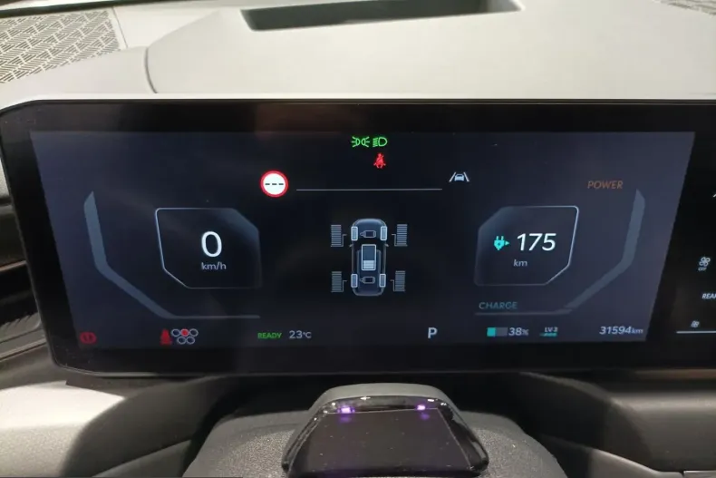 Kia EV9 din 2024 cu 31.478 km - oferta KIA254470 - foto 7