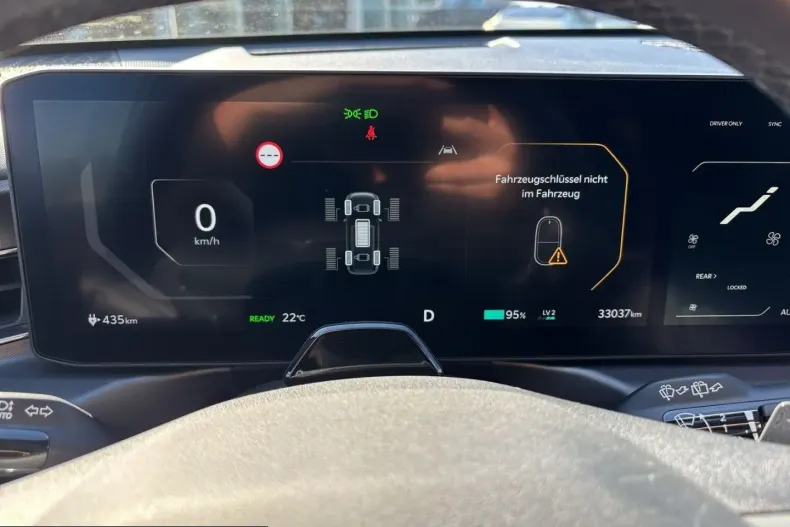 Kia EV9 din 2025 cu 33.036 km - oferta KIA254472 - foto 16