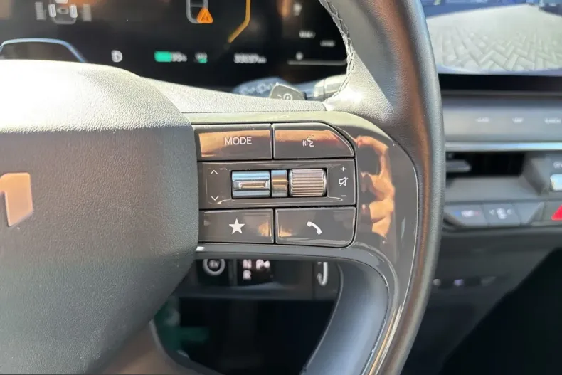 Kia EV9 din 2025 cu 33.036 km - oferta KIA254472 - foto 18