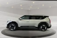 Kia EV9 din 2025 cu 11.040 km - oferta KIA254482 - foto 2