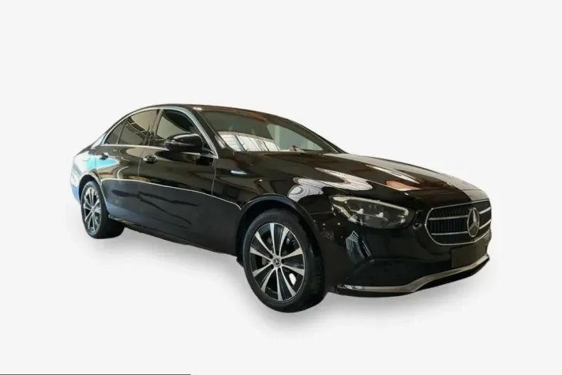 Mercedes-Benz E 300 (Clasa E) din 2022 cu 144.797 km - oferta MER254506 - foto 1