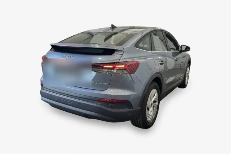 Audi Q4 din 2022 cu 102.998 km - oferta AUD254507 - foto 3