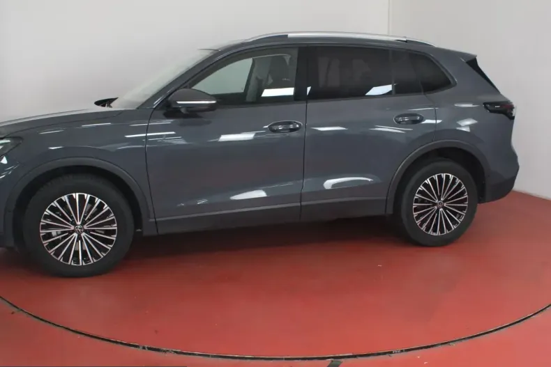 Volkswagen Tiguan din 2024 cu 35.747 km - oferta VOL254518 - foto 15