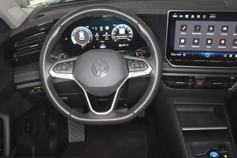 Volkswagen Tiguan din 2024 cu 35.747 km - oferta VOL254518 - foto 29