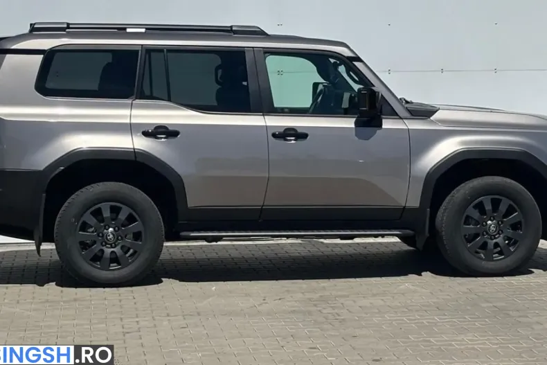 Toyota Land Cruiser din 2024 cu 40.058 km - oferta TOY254519 - foto 3
