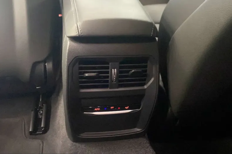 BMW M4 (Seria 4) din 2023 cu 52.370 km - oferta BMW254521 - foto 16