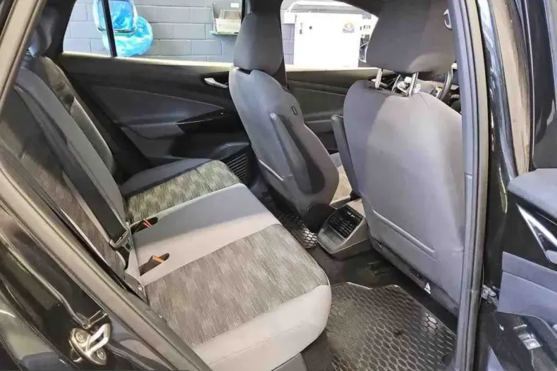 Volkswagen ID.5 din 2023 cu 62.496 km - oferta VOL254522 - foto 10