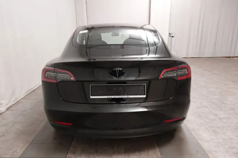 Tesla Model 3 din 2023 cu 72.474 km - oferta TES254524 - foto 14