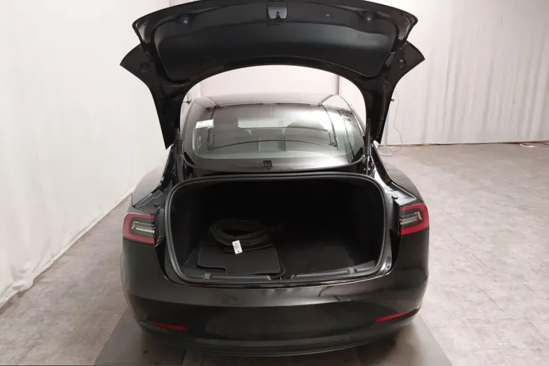 Tesla Model 3 din 2023 cu 72.474 km - oferta TES254524 - foto 16