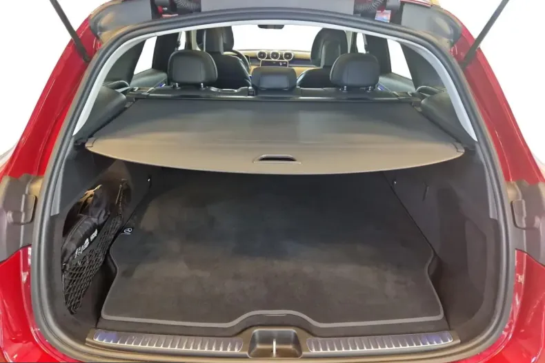 Mercedes-Benz GLC 300 (Clasa GLC) din 2025 cu 8.910 km - oferta MER254528 - foto 6