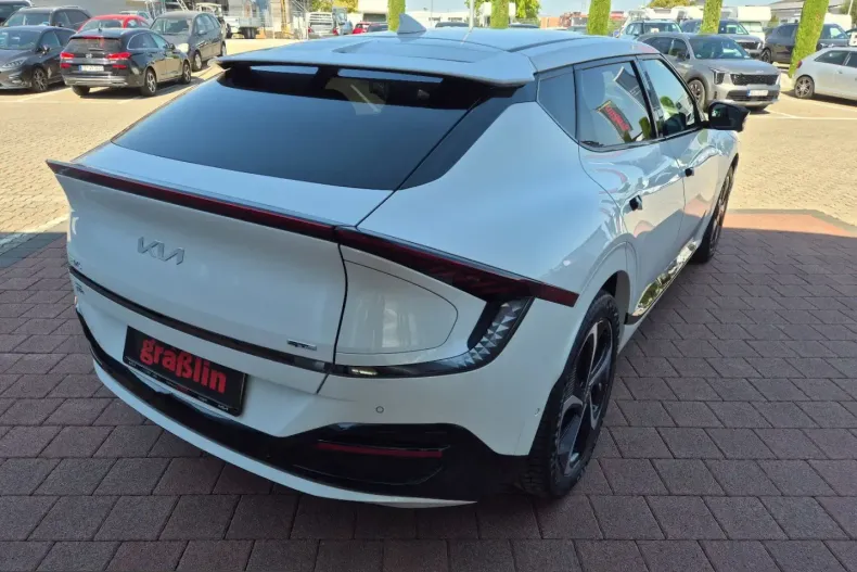 Kia EV6 din 2024 cu 57.100 km - oferta KIA254530 - foto 3