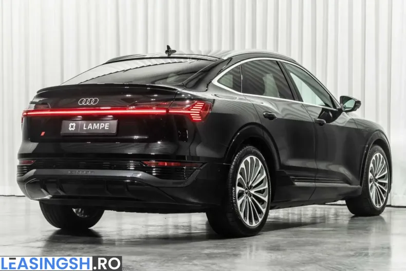 Audi Q8 din 2023 cu 33.215 km - oferta AUD254531 - foto 3