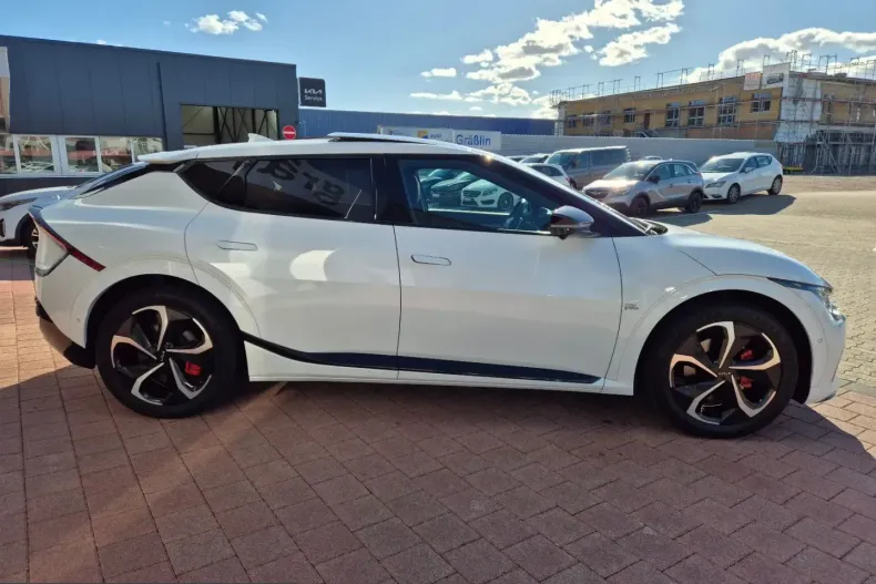 Kia EV6 din 2024 cu 47.150 km - oferta KIA254533 - foto 4