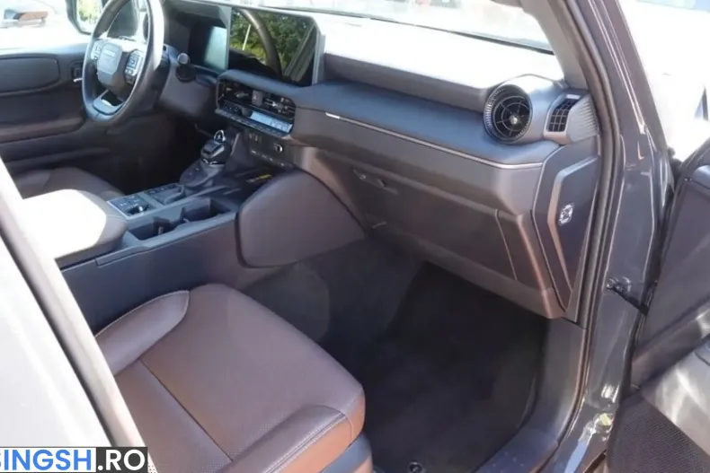 Toyota Land Cruiser din 2024 cu 49.205 km - oferta TOY254536 - foto 6