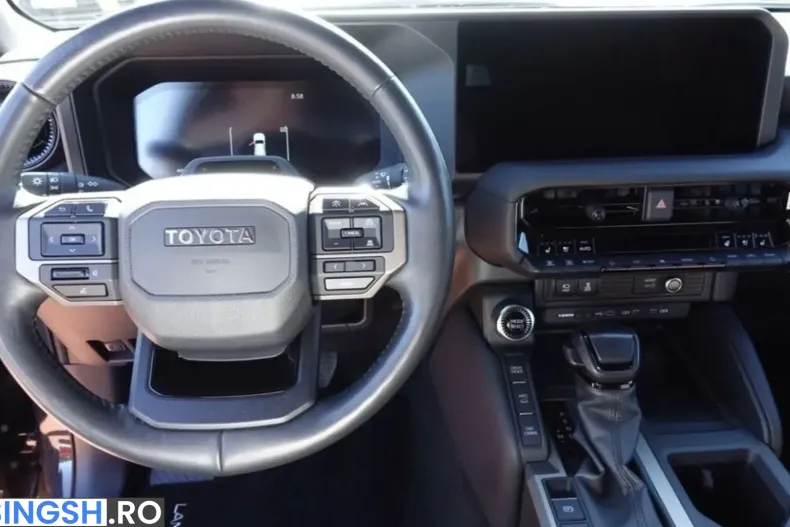 Toyota Land Cruiser din 2024 cu 49.205 km - oferta TOY254536 - foto 15