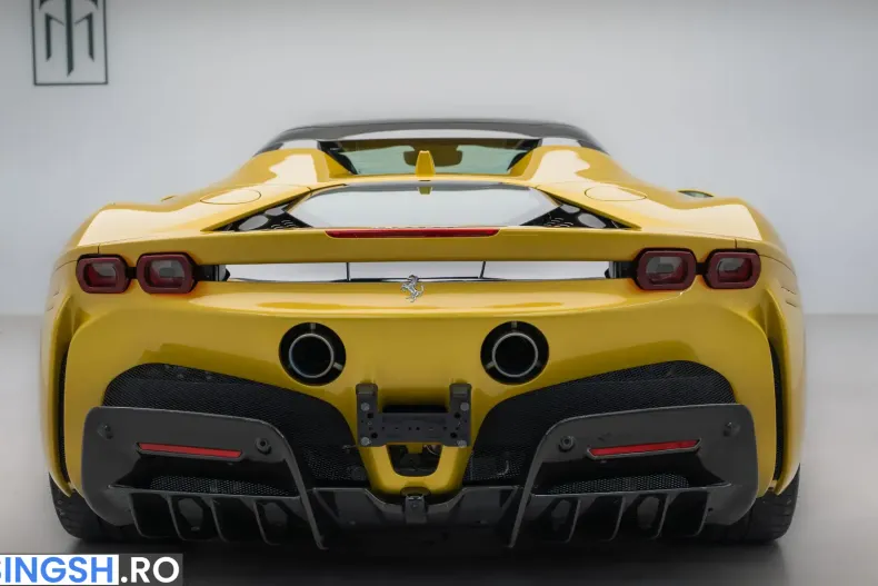 Ferrari SF90 Spider din 2022 cu 6.500 km - oferta FER254537 - foto 12
