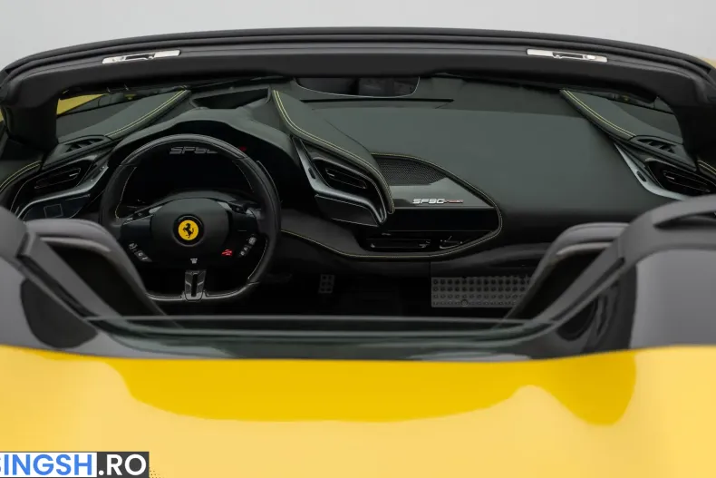 Ferrari SF90 Spider din 2022 cu 6.500 km - oferta FER254537 - foto 19