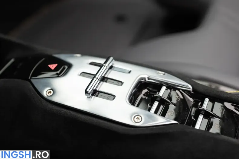 Ferrari SF90 Spider din 2022 cu 6.500 km - oferta FER254537 - foto 27