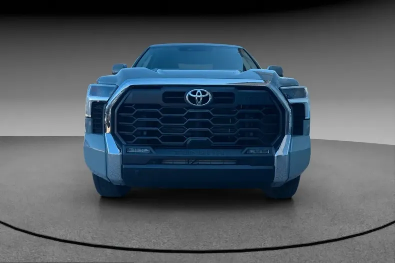 Toyota Tundra din 2024 cu 33.800 km - oferta TOY254549 - foto 2