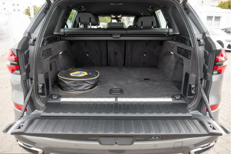 BMW X5 (Seria X) din 2024 cu 74.550 km - oferta BMW254552 - foto 19