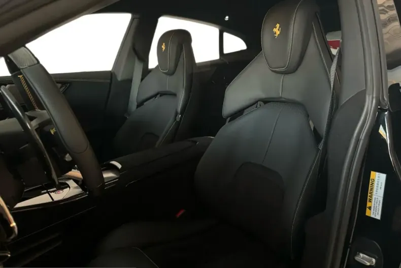 Ferrari Purosangue din 2023 cu 22.700 km - oferta FER254553 - foto 13