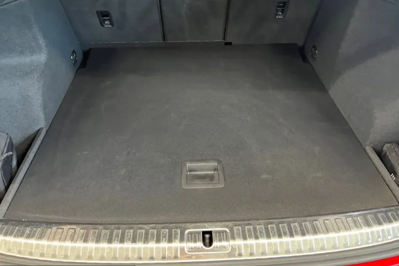Audi Q3 din 2023 cu 30.095 km - oferta AUD254556 - foto 10