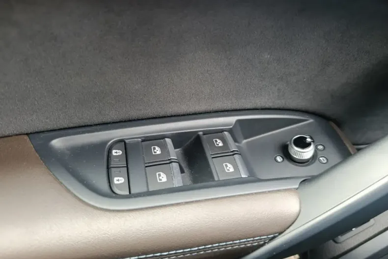 Audi Q5 din 2021 cu 59.164 km - oferta AUD254557 - foto 19