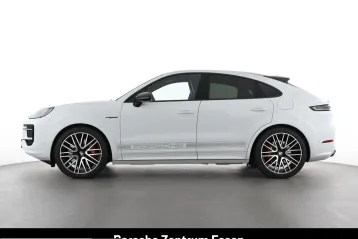 Porsche Cayenne din 2025 - oferta POR254558