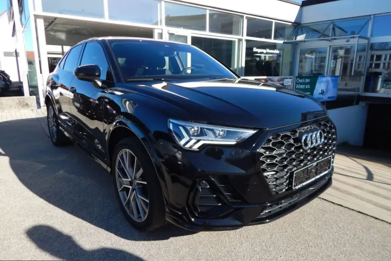 Audi Q3 din 2024 cu 49.680 km - oferta AUD254559 - foto 2