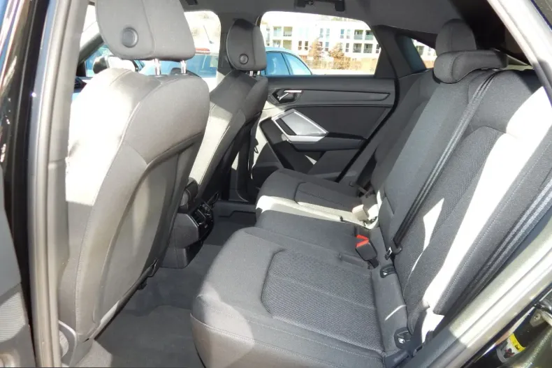 Audi Q3 din 2024 cu 49.680 km - oferta AUD254559 - foto 10